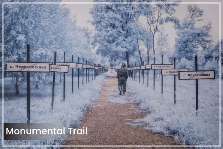 Monumental Trail